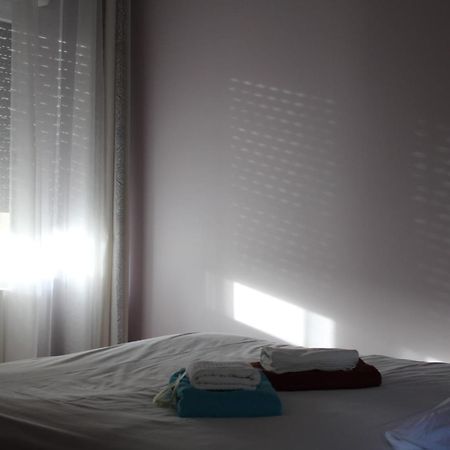 Aa13 - Le Victor Hugo - Sejour D'Exception Dans Un Appartement Historique Ault Esterno foto