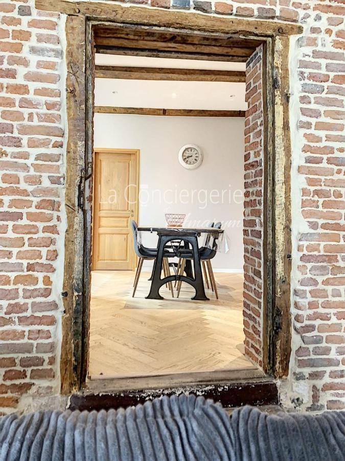 Aa13 - Le Victor Hugo - Sejour D'Exception Dans Un Appartement Historique Ault Esterno foto