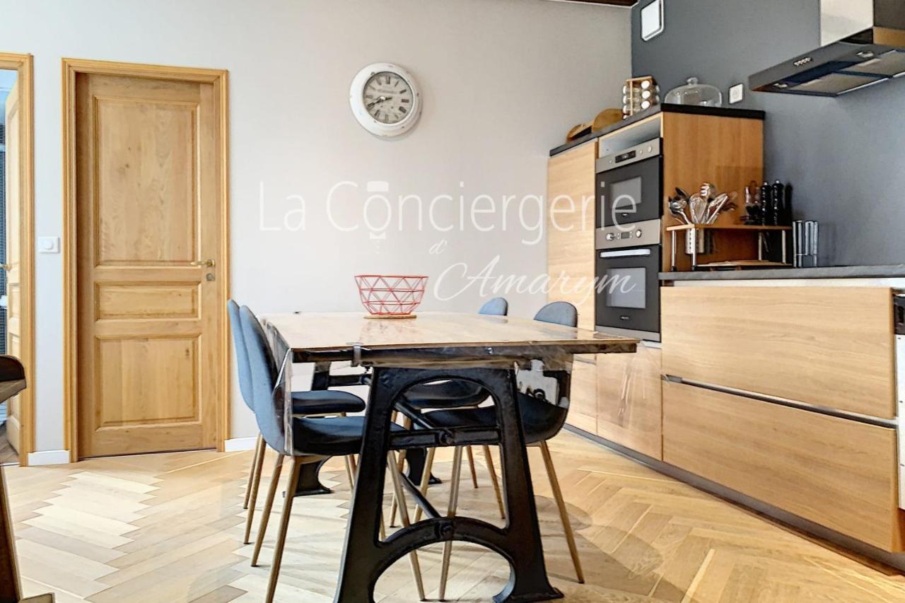 Aa13 - Le Victor Hugo - Sejour D'Exception Dans Un Appartement Historique Ault Esterno foto